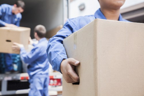 Professional removals and storage service in Parkroyal for home and business moves