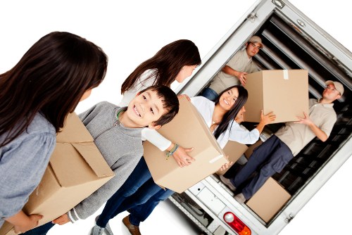 Professional packing services in Parkroyal for home and office relocations