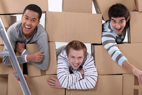 Complaint escalation and resolution in storage services